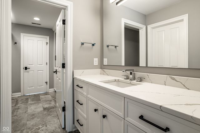 9681 Pleasant View Lane, Zionsville, IN 46077