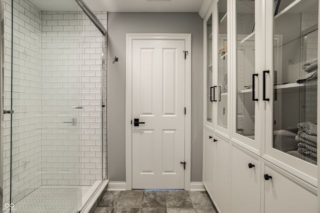 9681 Pleasant View Lane, Zionsville, IN 46077