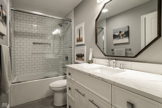 9681 Pleasant View Lane, Zionsville, IN 46077