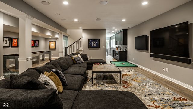 9681 Pleasant View Lane, Zionsville, IN 46077