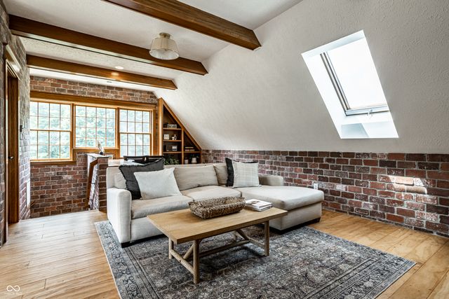 9681 Pleasant View Lane, Zionsville, IN 46077