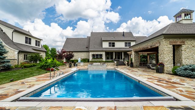 9681 Pleasant View Lane, Zionsville, IN 46077