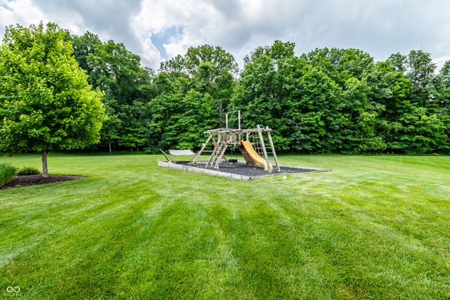 9681 Pleasant View Lane, Zionsville, IN 46077