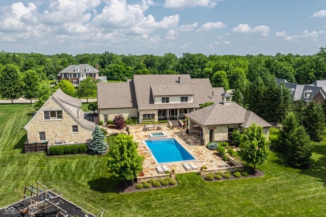 9681 Pleasant View Lane, Zionsville, IN 46077