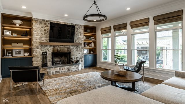 9681 Pleasant View Lane, Zionsville, IN 46077