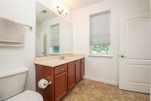5201 Nuthall Dr Unit 103, Virginia Beach, VA 23455