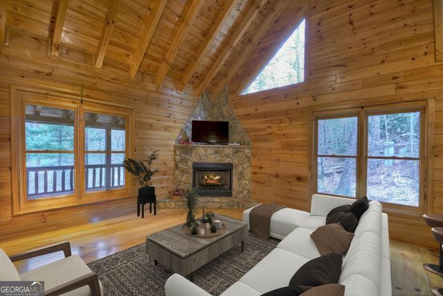 112 Seneca Drive, Ellijay, GA 30540