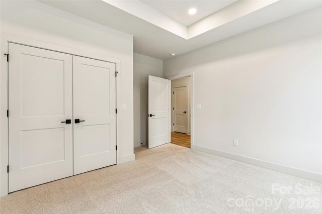 2412 Crestview Drive, Charlotte, NC 28216