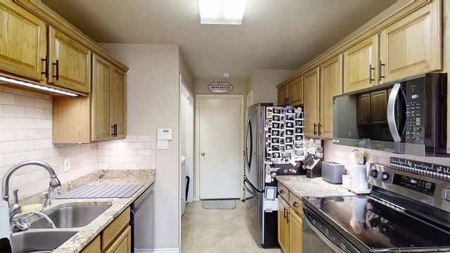 5401 Hollytree Drive 2104, Tyler, TX 75703