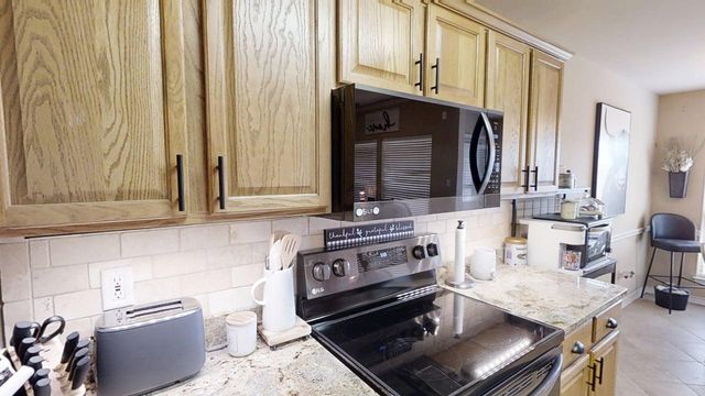5401 Hollytree Drive 2104, Tyler, TX 75703
