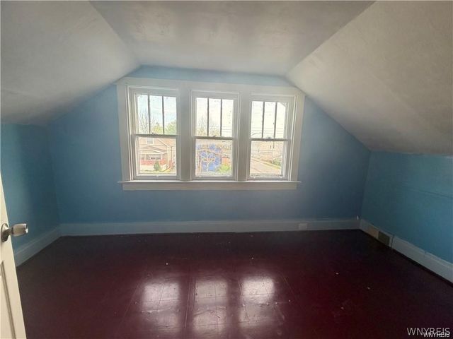 484 Dartmouth Avenue, Buffalo, NY 14215