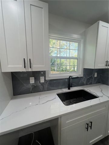 3715 Cress Way Drive, Decatur, GA 30034