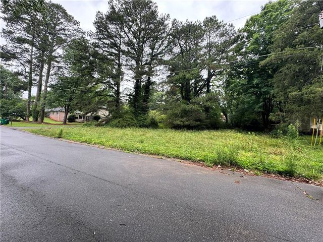 2677 Camille Way NW, Lawrenceville, GA 30044