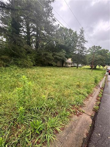 2677 Camille Way NW, Lawrenceville, GA 30044