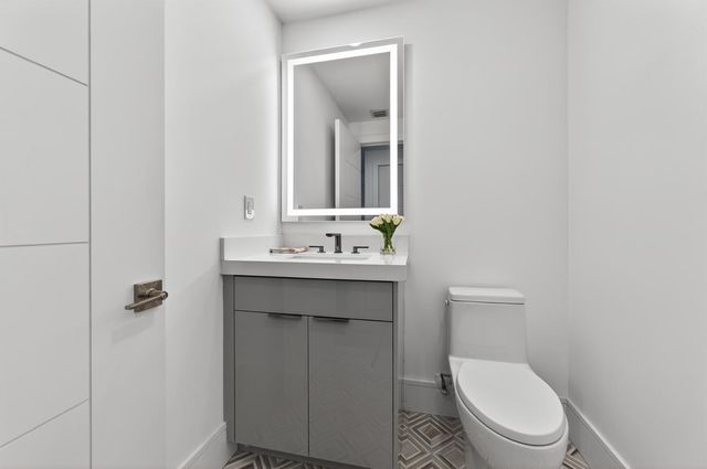 1 S Coastal Way 201, Jupiter, FL 33477