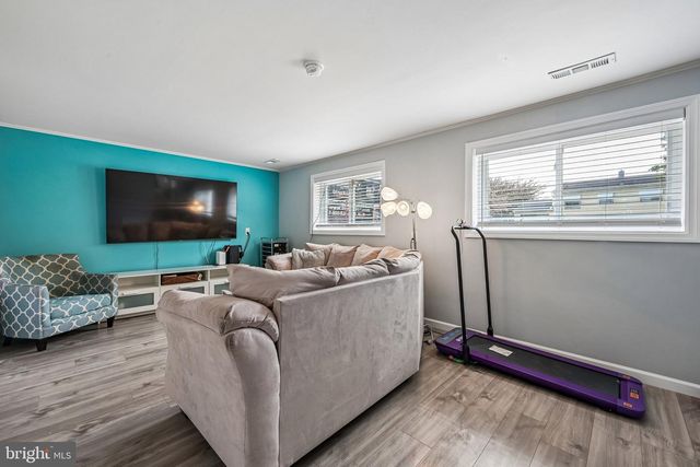 250 COLLEGE DR, Pemberton, NJ 08068
