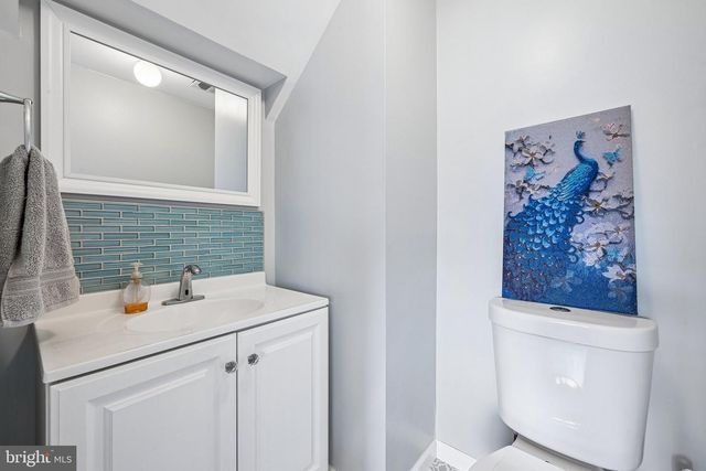 250 COLLEGE DR, Pemberton, NJ 08068