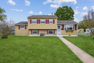 250 COLLEGE DR, Pemberton, NJ 08068