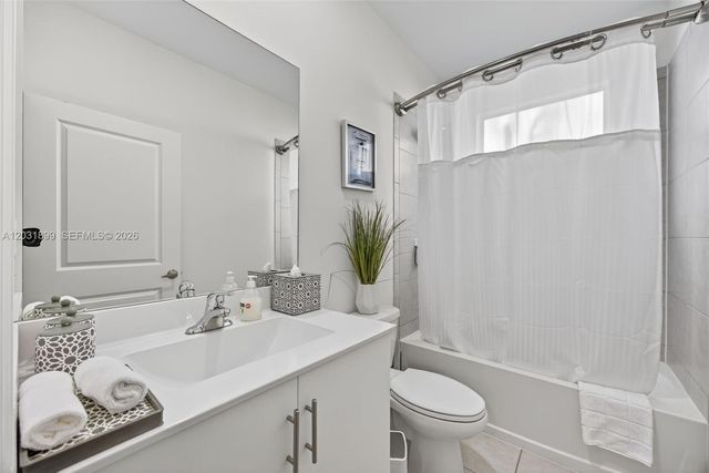 21363 SW 127th Ct, Miami, FL 33177