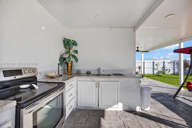 21363 SW 127th Ct, Miami, FL 33177