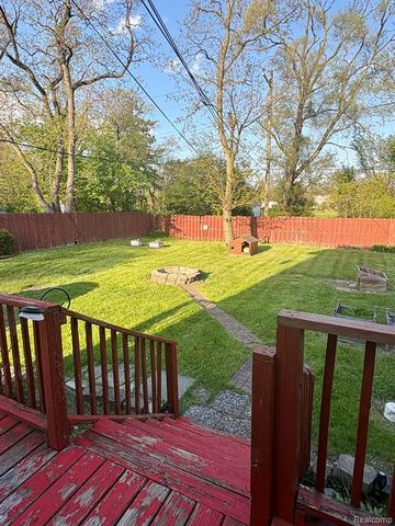 15346 Dexter Avenue, Detroit, MI 48238