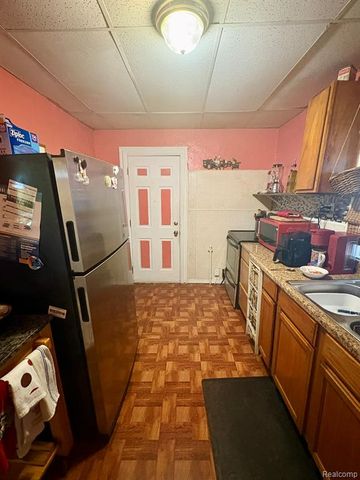 15346 Dexter Avenue, Detroit, MI 48238