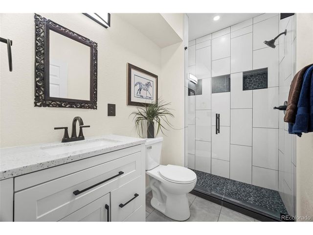 8725 Deframe Ct, Arvada, CO 80005