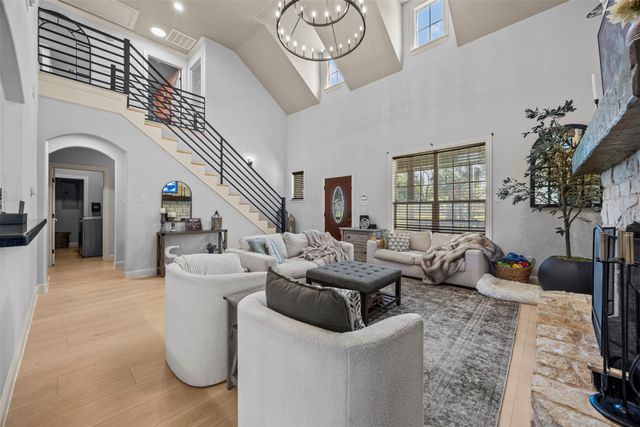 3175 Collins Road, Burleson, TX 76028
