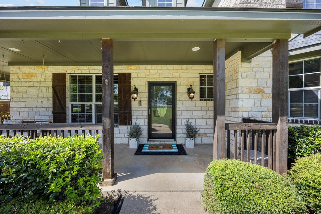 3175 Collins Road, Burleson, TX 76028