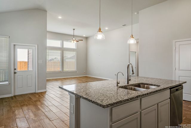 3916 Gervasi, San Antonio, TX 78261