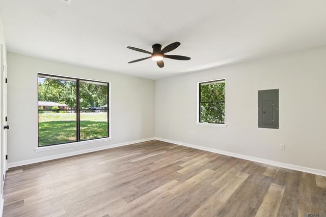 134 E Port Hudson Plains Rd, Zachary, LA 70791