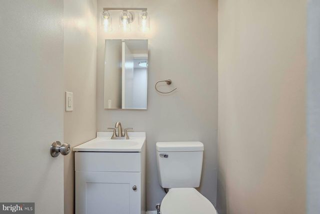 2248 FORT PICKENS CT, Dumfries, VA 22026