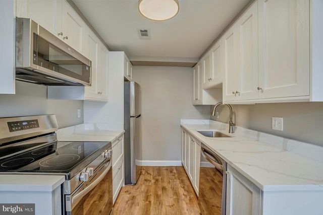 2248 FORT PICKENS CT, Dumfries, VA 22026