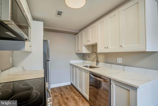 2248 FORT PICKENS CT, Dumfries, VA 22026
