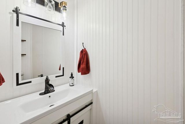 10841 Luker Way, Jay, FL 32565