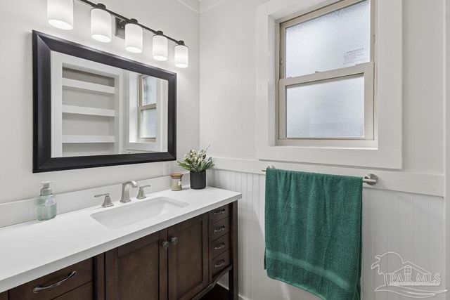 10841 Luker Way, Jay, FL 32565