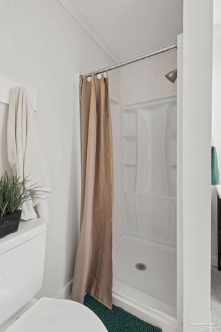 10841 Luker Way, Jay, FL 32565