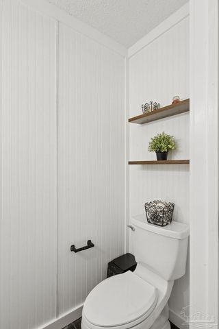 10841 Luker Way, Jay, FL 32565