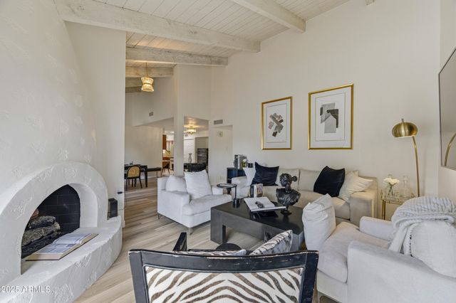 6249 N 78TH Street 16, Scottsdale, AZ 85250