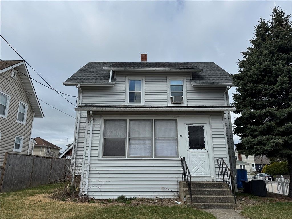 31 Denver Avenue, Cranston, RI 02905