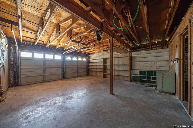 909 Houston, Castroville, TX 78009