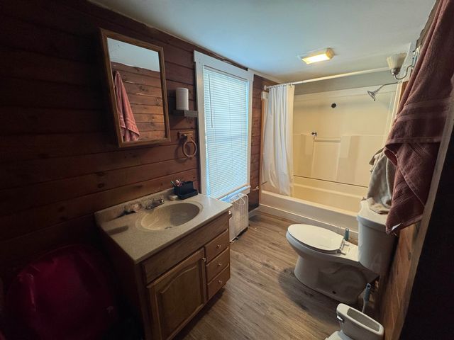 94 Main Street, Winchester, NH 03477