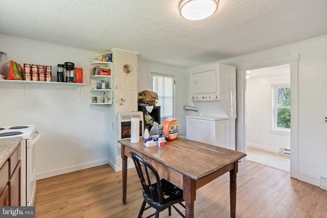 11947 LEE HWY, Sperryville, VA 22740