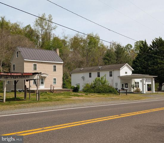11947 LEE HWY, Sperryville, VA 22740