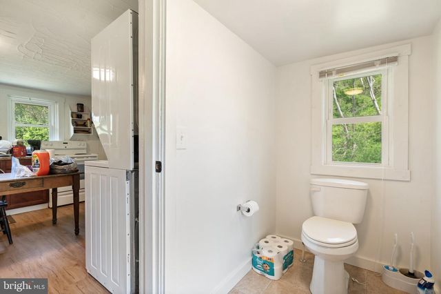 11947 LEE HWY, Sperryville, VA 22740