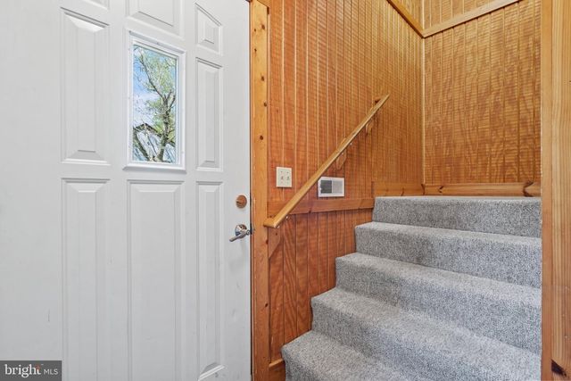 11947 LEE HWY, Sperryville, VA 22740