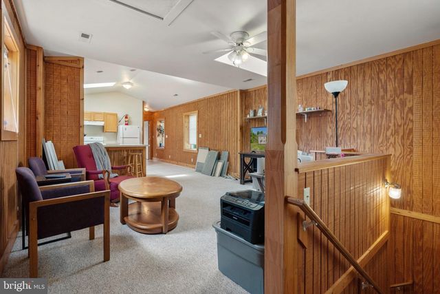 11947 LEE HWY, Sperryville, VA 22740