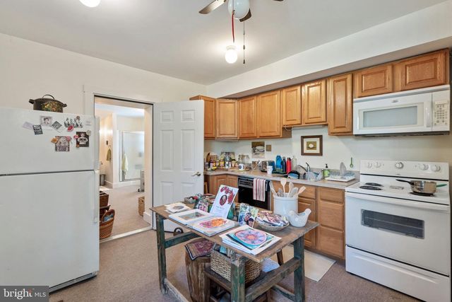 11947 LEE HWY, Sperryville, VA 22740