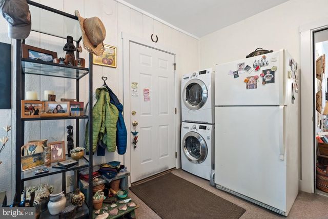 11947 LEE HWY, Sperryville, VA 22740