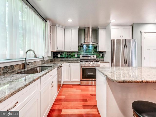 13 BURWOOD CT, Lutherville Timonium, MD 21093